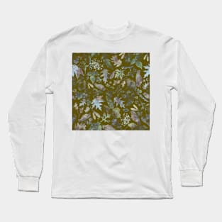 Woodland foliage, forest green, watercolor wash Long Sleeve T-Shirt